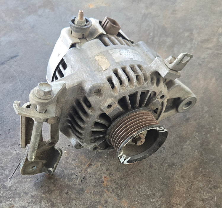 Alternador Toyota Corolla 1ZR 1.8cc