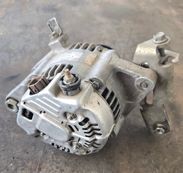 Alternador Toyota Corolla 1ZR 1.8cc