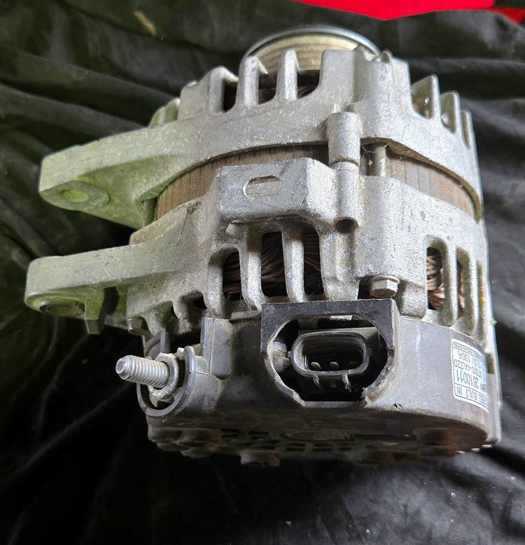 Alternador Hyundai H1 2.5cc 2013