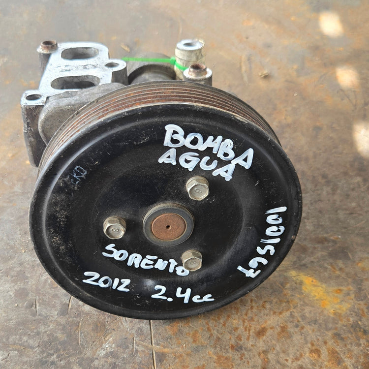 Bomba de Agua Kia Sorento 2.4cc 2012