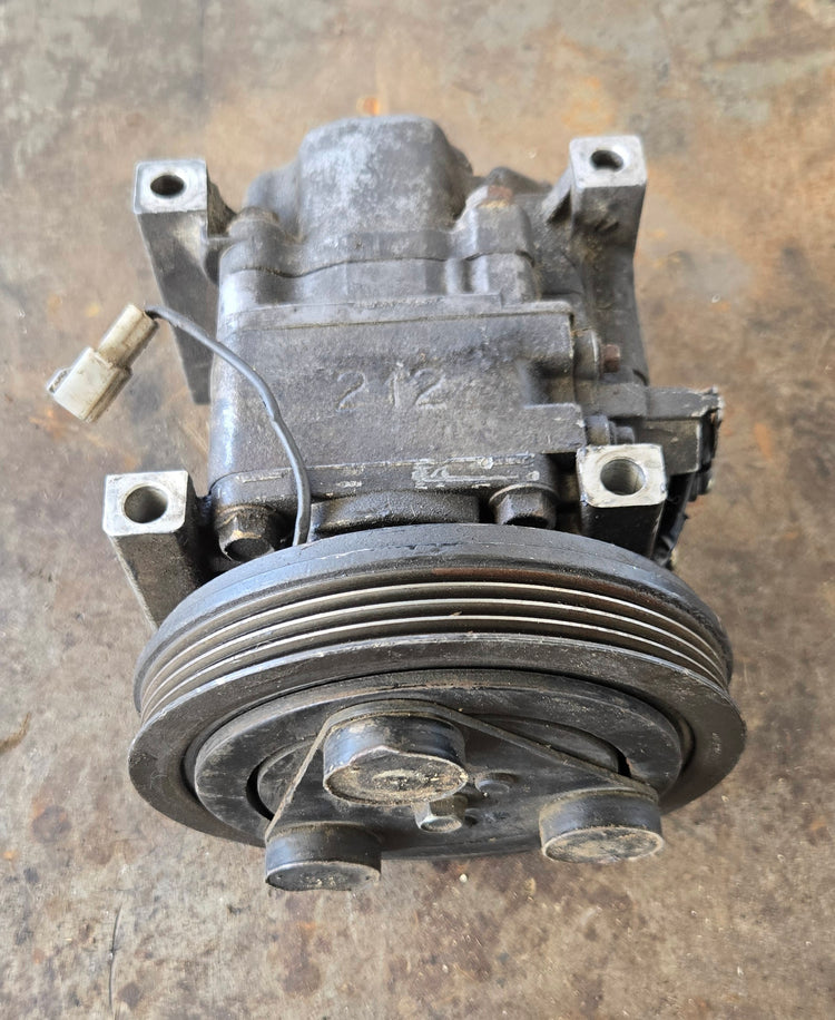 Compresor de Aire Acondicionado Mazda 323 1.6cc