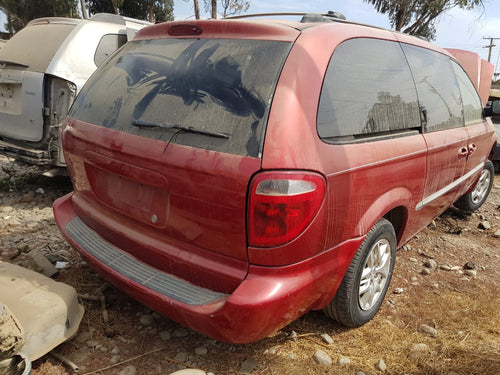 Dodge Caravan 2004 3.3