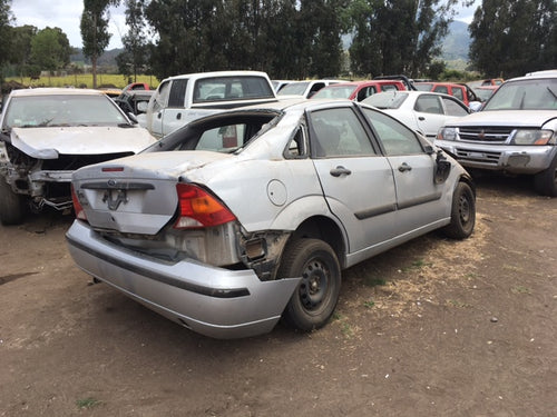 Ford Focus 1.6 2004 sedan