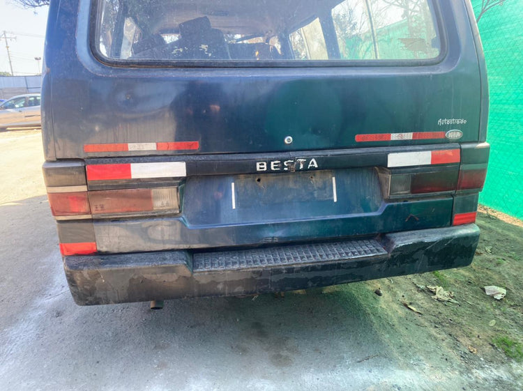 Besta 2 Kia Besta 2.2 | Quinta Desarmaduría