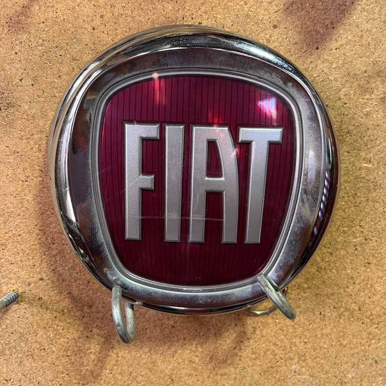 Logo Fiat fullback 2.4 2020 4x2 diesel