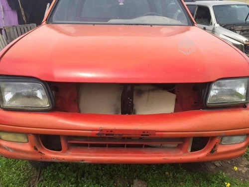 Chevrolet Luv 2.8 2003 4x4 Millenium